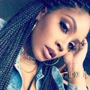 Meet your Posher, Tenesha